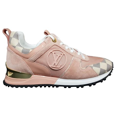 louis vuitton chaussure femme sneakers|louis vuitton designer sneakers.